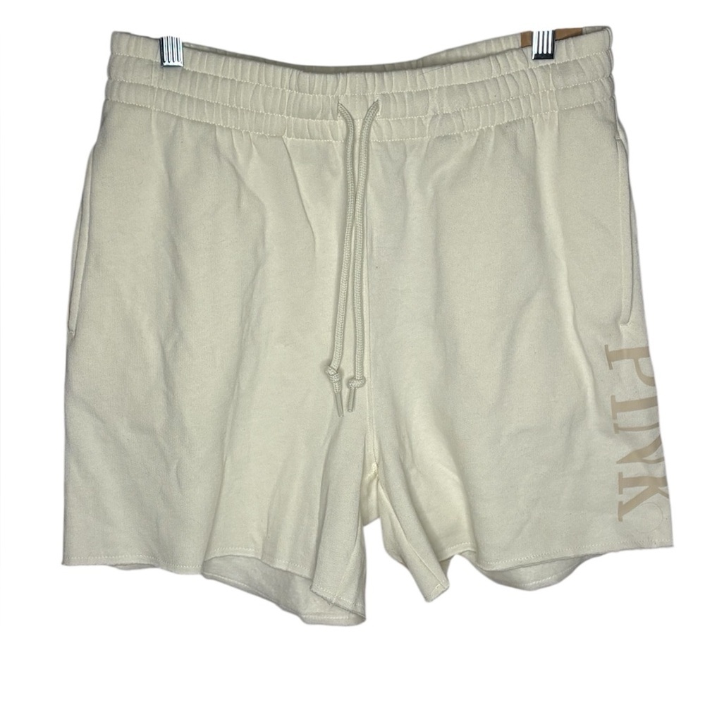 NWT Pink by Victoria’s Secret every fleece sweat shorts size medium